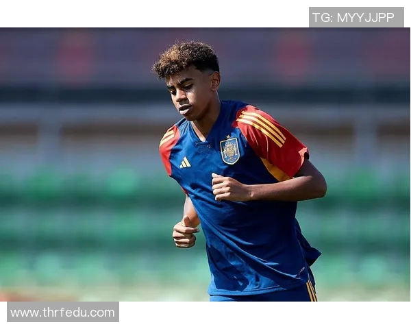 当球星的光环褪去之后他如何在父亲荣耀阴影中踢出属于自己的足球人生 当球星的光环褪去之后他如何在父亲荣耀阴影中踢出属于自己的足球人生